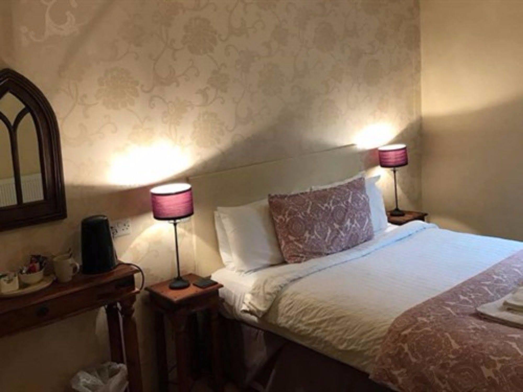 The Halford Hotel Halford  Екстериор снимка