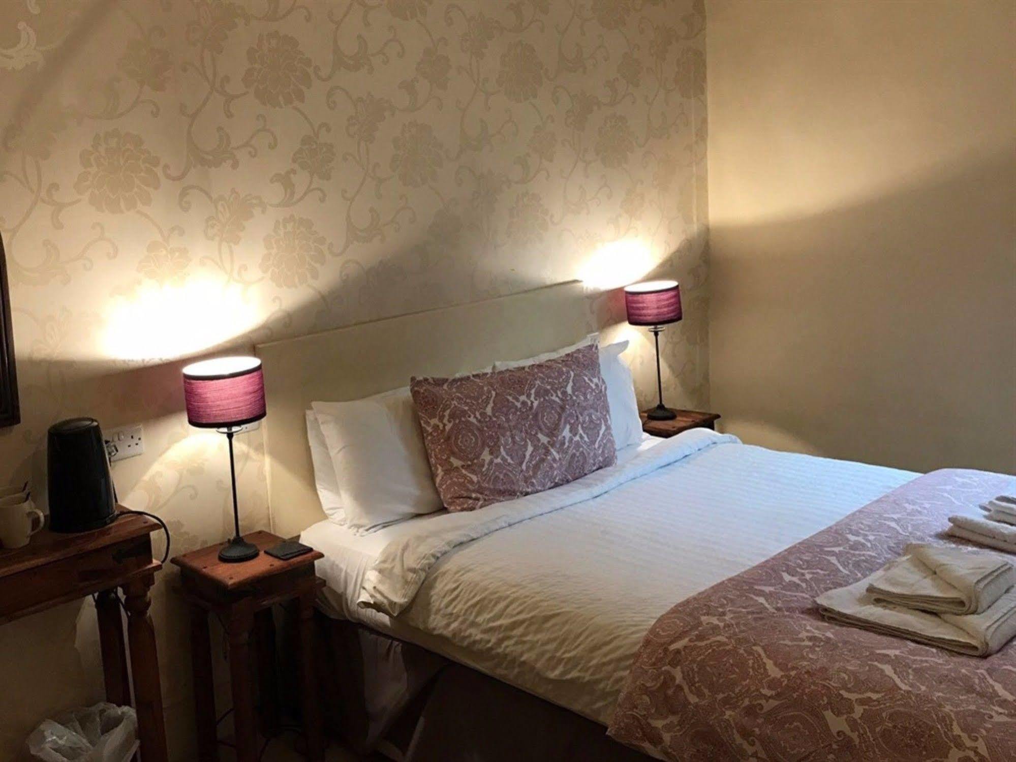 The Halford Hotel Halford  Екстериор снимка