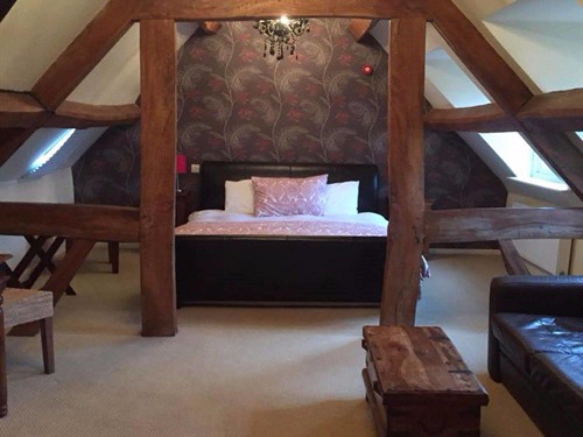 The Halford Hotel Halford  Екстериор снимка